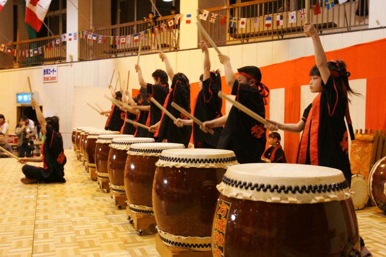 Dance of the Japanese drum